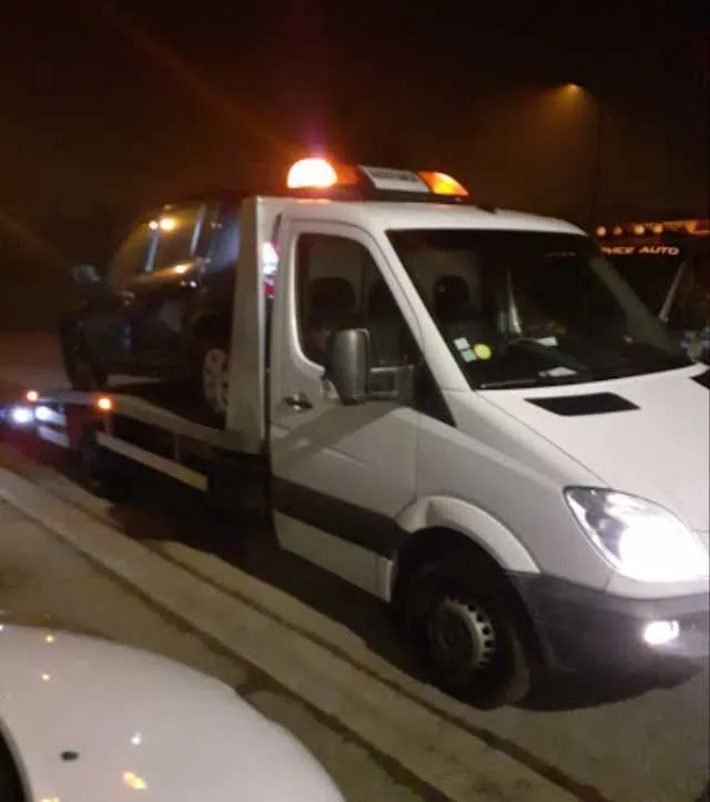 Lotzi Tractari Auto Timisoara - Remorcari Ieftine si Rapide - Imaginea 6
