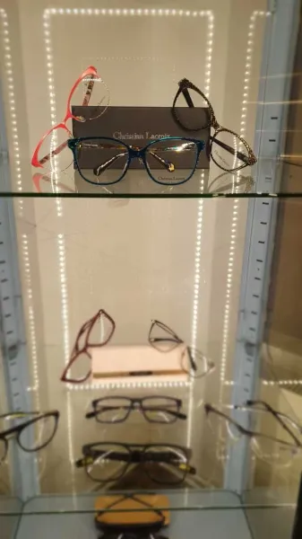 Optica Medicala SIghisoara - Imaginea 1