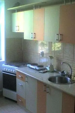 Vand apartament 2 camere - Imaginea 2