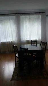 regim holelier in casa cu curte