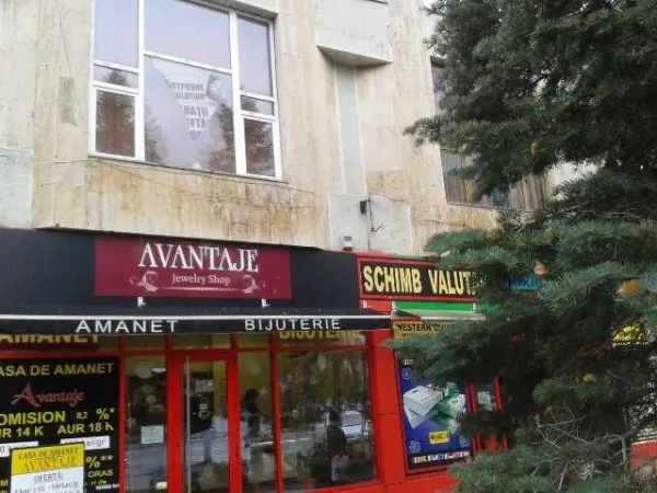 Inchiriere spatiu comercial Deva zona centrala - Piata - Imaginea 1