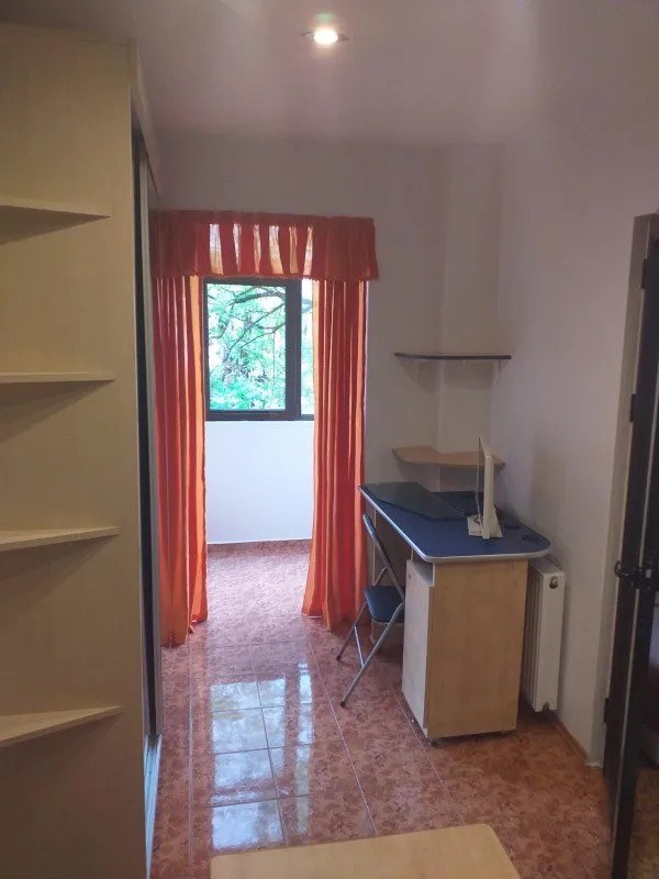 INCHIRIEZ APARTAMENT 2 CAMERE IN PLOIESTI - Imaginea 5