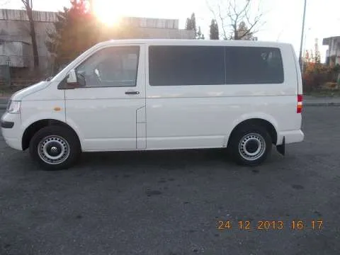 vand vw transporter an 2008, persoane full - Imaginea 1