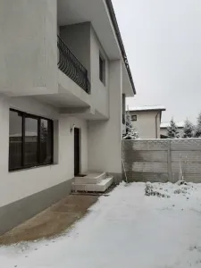 Bragadiru ilfov vindem Vila 4 camere p+ e supt 240 mp la cheie