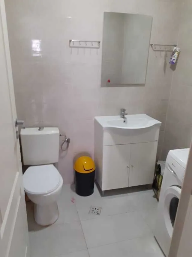 Bragadiru ilfov vindem Vila 4 camere p+ e supt 240 mp la cheie - Imaginea 4