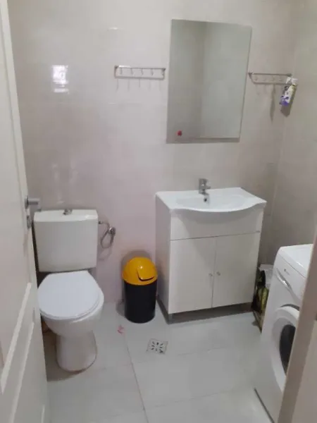 Bragadiru ilfov vindem Vila 4 camere p+ e supt 240 mp la cheie - Imaginea 4
