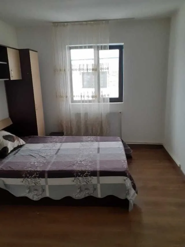 Bragadiru ilfov vindem Vila 4 camere p+ e supt 240 mp la cheie - Imaginea 7