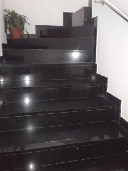 Trepte din granit negru Black Galaxy - Imaginea 2