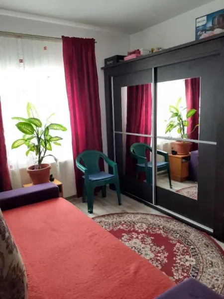 Pecineaga sector 5 vindem ap 2 camere etaj 1/ 2 balcon se acepata credit - Imaginea 10