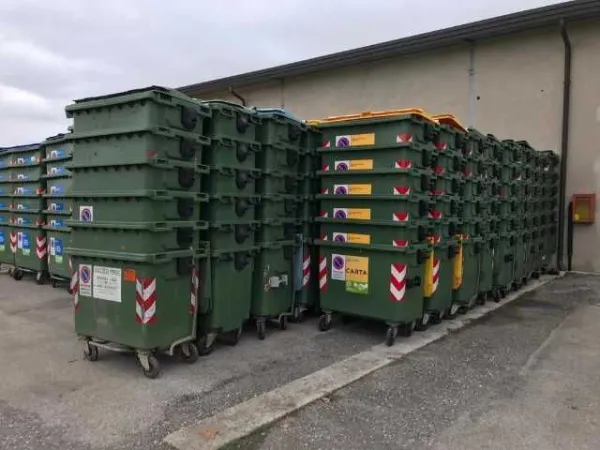 Containere gunoi 1100 litri SH / Euro containere 1100 litri SH - Imaginea 3