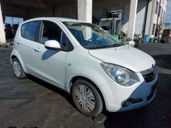 Opel Agila B 1. 0 K10B, 2010 - Imaginea 1