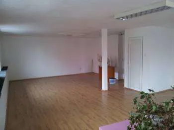 Inchiriez spatiu central, in DEJ, 57MP REGINA MARIA, NR 20 - Imaginea 1