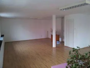 Inchiriez spatiu central, in DEJ, 57MP REGINA MARIA, NR 20