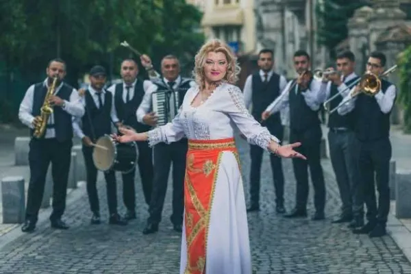 Muzica Pentru Nunta Ta 2021- 2022 - Formatia Simona Tone - Imaginea 2
