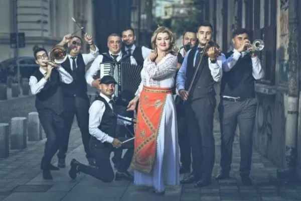 Muzica Pentru Nunta Ta 2021- 2022 - Formatia Simona Tone - Imaginea 6