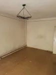 Apartament 3 camere in Targu Ocna, ultra- central, ideal pentru spatiu comercial - Miniatura 3