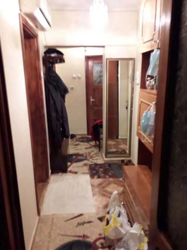 Oferim spre vanzare un apartament cochet si comod cu 2 camere - Imaginea 4