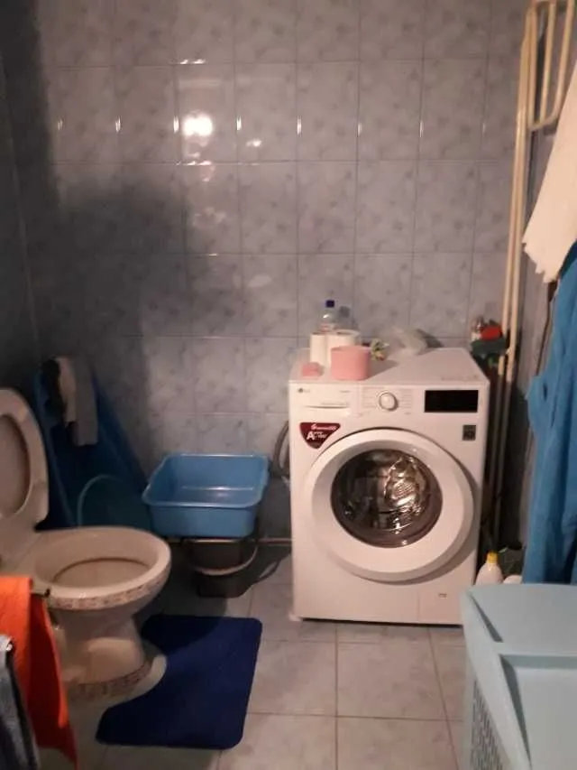 Oferim spre vanzare un apartament cochet si comod cu 2 camere - Imaginea 6
