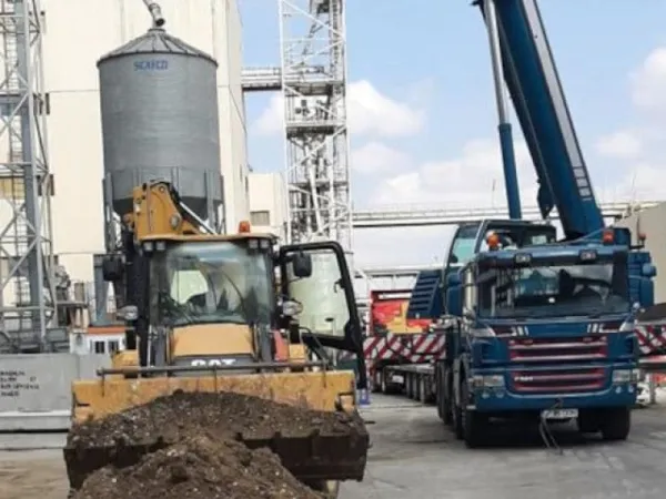 Inchiriem utilaje si oferim servicii excavatii diverse - Imaginea 6