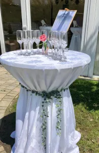 Masa standing pentru evenimente