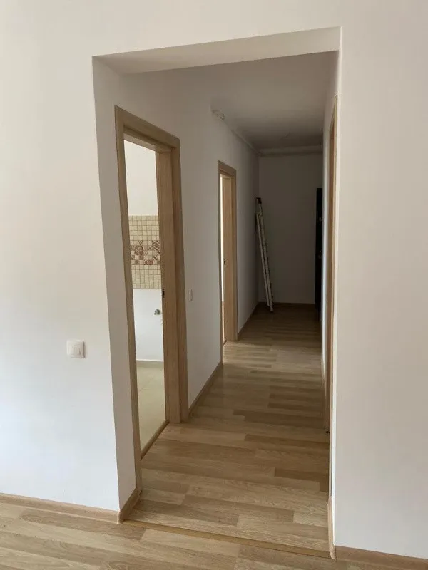 Proprietar  3 camere Militari Residence - 73mpu- 58000 EURO cash - Imaginea 1