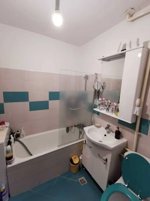 Apartament 2 camere de vanzare - Imaginea 4