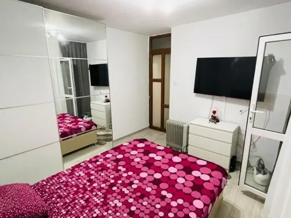 Apartament 4 camere - Imaginea 2