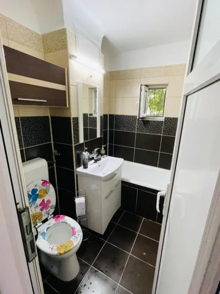 Apartament 4 camere - Imaginea 4