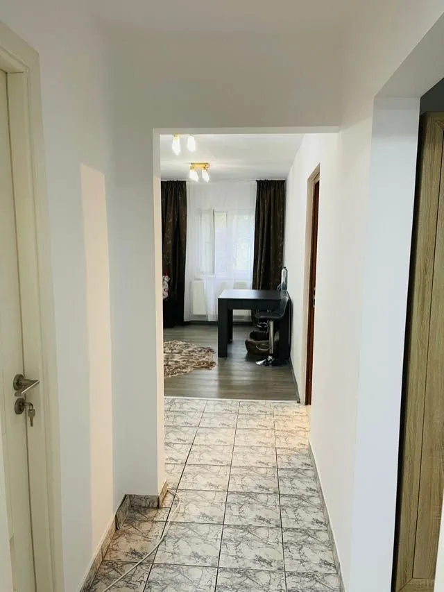 Apartament 4 camere - Imaginea 6