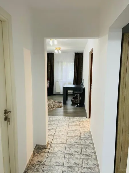 Apartament 4 camere - Imaginea 6
