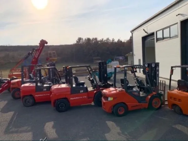 Inchiriere stivuitor 3, 5- 7 t si macara spider - Imaginea 1