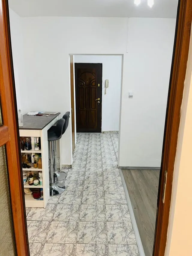 Apartament 4 camere - Imaginea 8