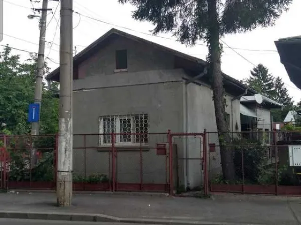Casa de vanzare Ploiesti 3 camere ( direct proprietar) zona Mall AFI, liceu Caragiale - Imaginea 1