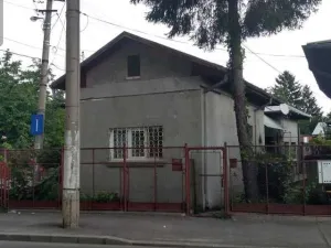 Casa de vanzare Ploiesti 3 camere ( direct proprietar) zona Mall AFI, liceu Caragiale
