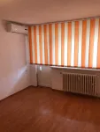 Inchiriez Apartament 2 Camere Teiul Doamnei - Miniatura 1