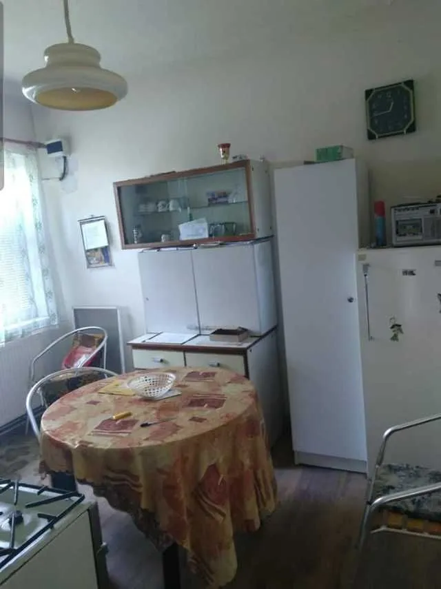 Casa de vanzare Ploiesti 3 camere ( direct proprietar) zona Mall AFI, liceu Caragiale - Imaginea 8