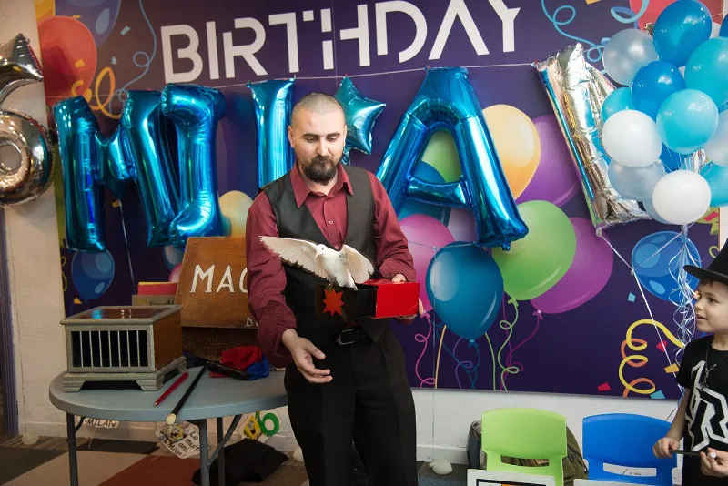 Petreceri copii Rm Valcea magician - Imaginea 2