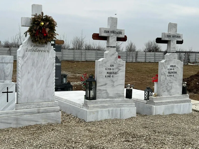 Locuri de veci - NOUL Cimitir Eparhial Sfantul Nicolae- Straulesti - Imaginea 6