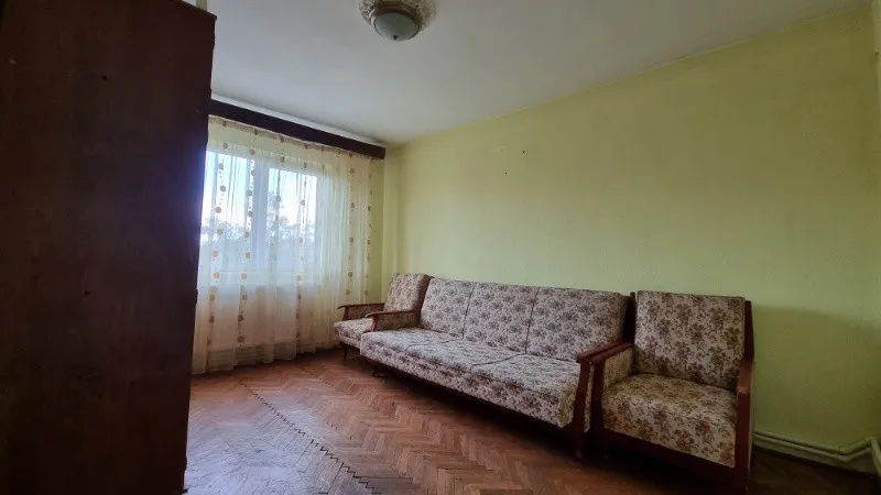 Vand apartament 3 camere, Fetesti- Gara, zona centrala. - Imaginea 5