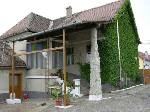 Vand casa centru Avrig, 152 mp utili, 500 mp teren - Imaginea 4
