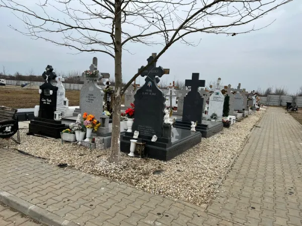 Locuri de veci - NOUL Cimitir Eparhial Sfantul Nicolae- Straulesti - Imaginea 11
