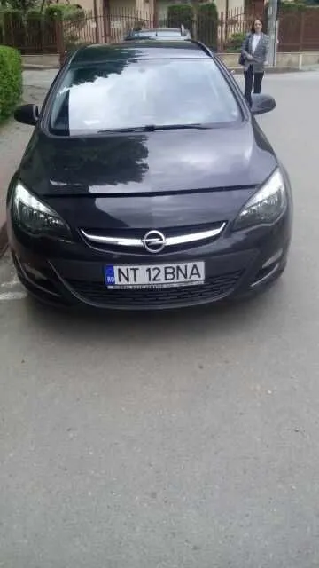 Vand urgent! ! Opel Astra Sports Tourer - Imaginea 2