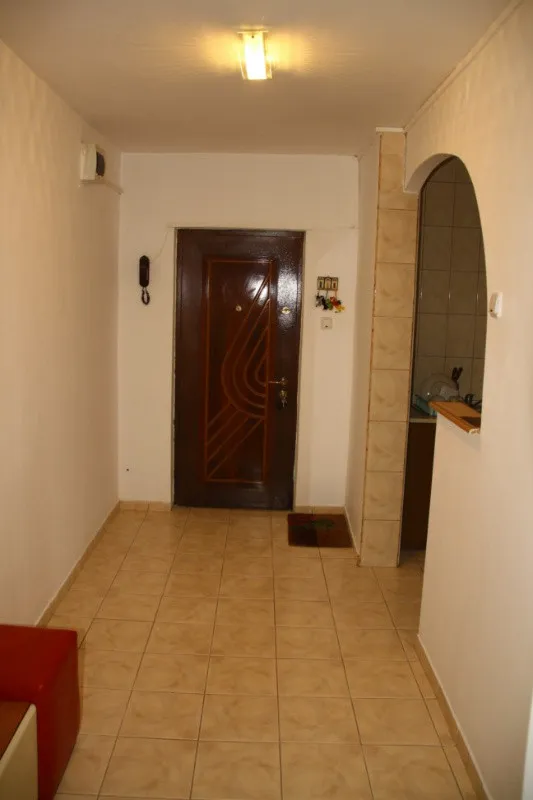 De inchiriat apartament 4 camere Eroii Revolutiei Sura Mare Bucuresti - Imaginea 7
