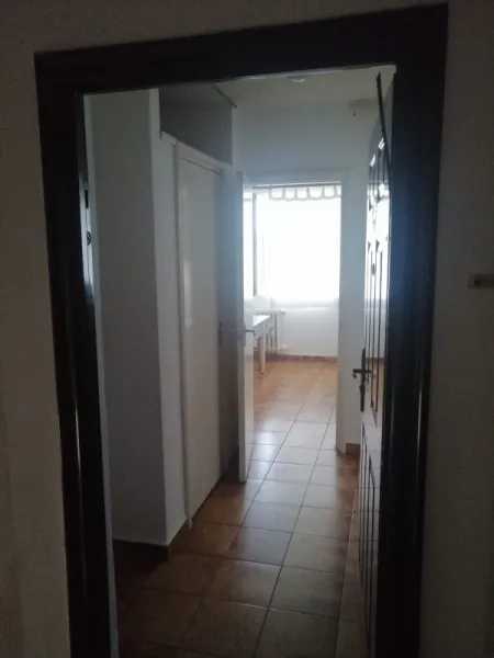 Vand apartament doua camere Alexandru Obregia - Imaginea 6