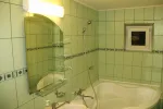 De inchiriat apartament 4 camere Eroii Revolutiei Sura Mare Bucuresti - Miniatura 8