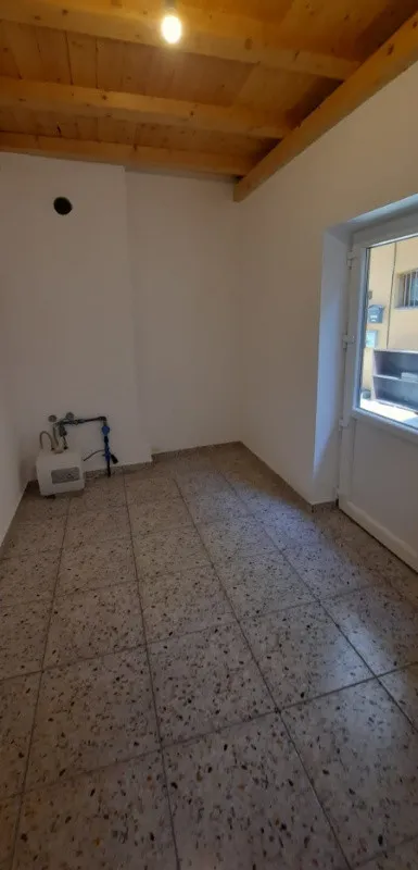 Garsoniera in zona ultracentrala - strada N. Balcescu - Imaginea 4