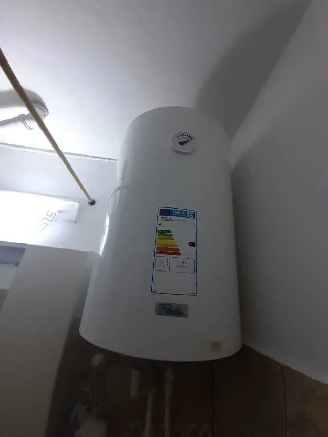 Vand boiler electric 80l stare perfecta. - Imaginea 1