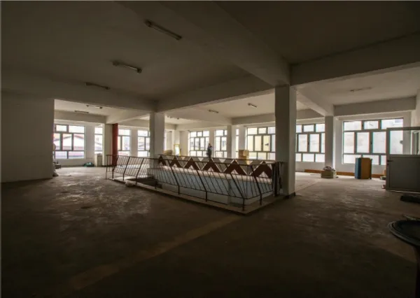 Cladire in Vatra Dornei - 450 m2 ( parter, etaj, mansarda) - Imaginea 6