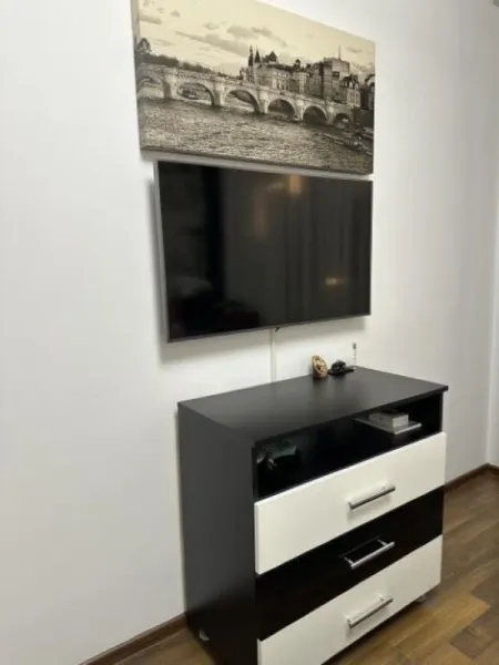 Apartament 3 camere decomandat, Prelungirea Ghencea, etaj 2/ 4, 63 mp, 75. 000 euro - Imaginea 6