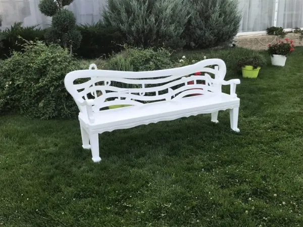 Executam mobilier din lemn masiv si pal/ mdf  sau reconditionari mobilier - Imaginea 2